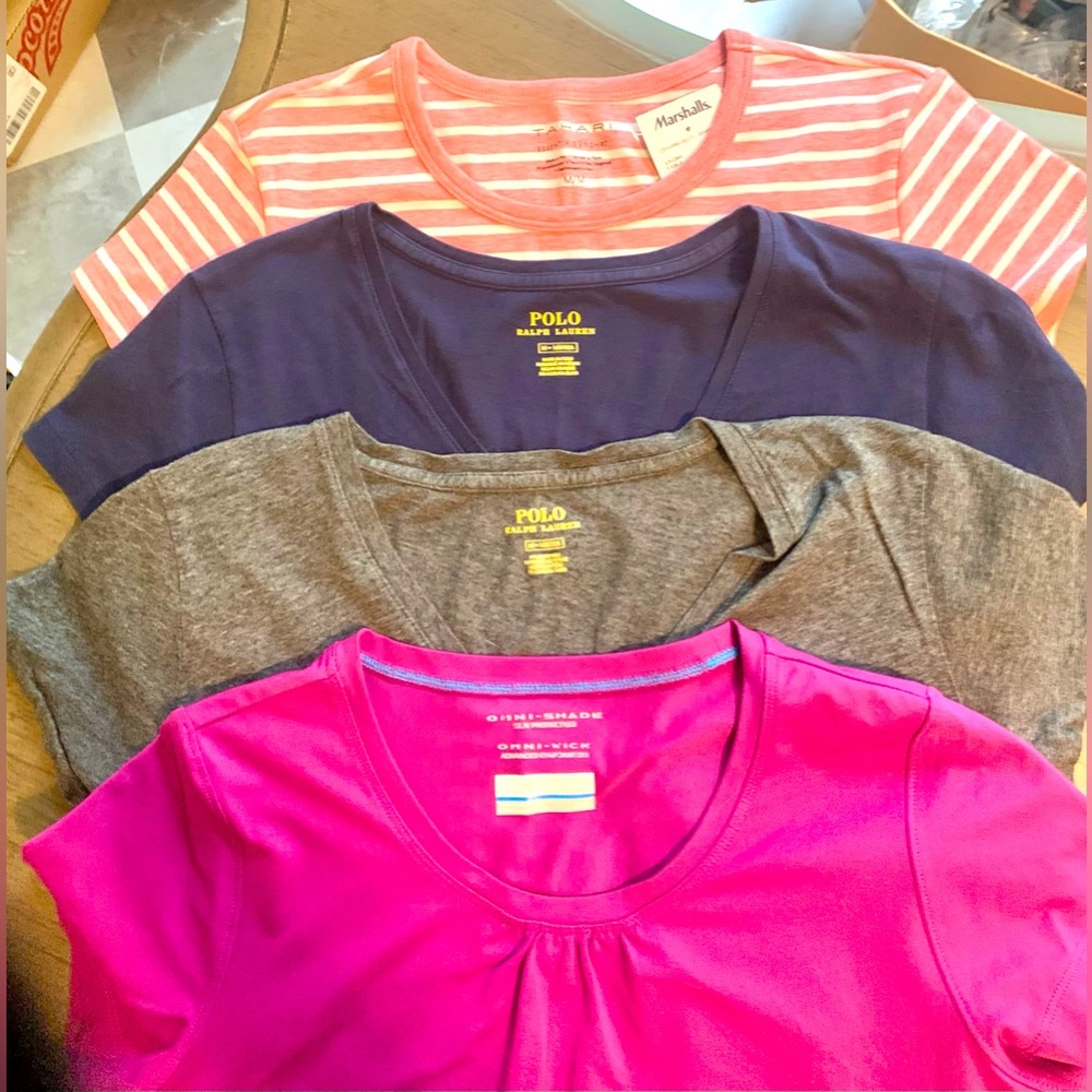 LOT OF FOUR WOMENS TEE SHIRTS - MED